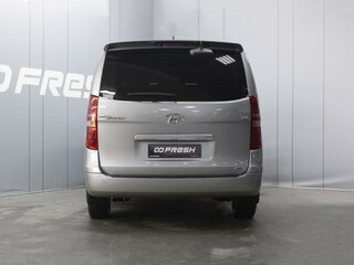2019 Hyundai Grand Starex I Рестайлинг 2, серый, 3090000 рублей, вид 4