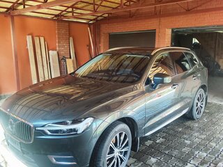 2018 Volvo XC60 II, серый, 3490000 рублей, вид 1