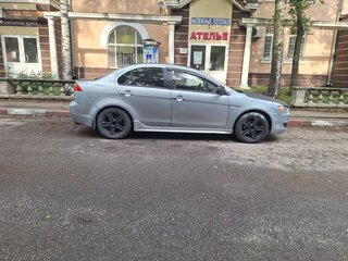 2007 Mitsubishi Lancer X, серебристый, 355000 рублей, вид 3