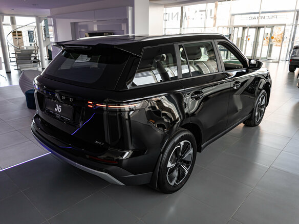 2026 Jeland J6, чёрный, 2549000 рублей - вид 13