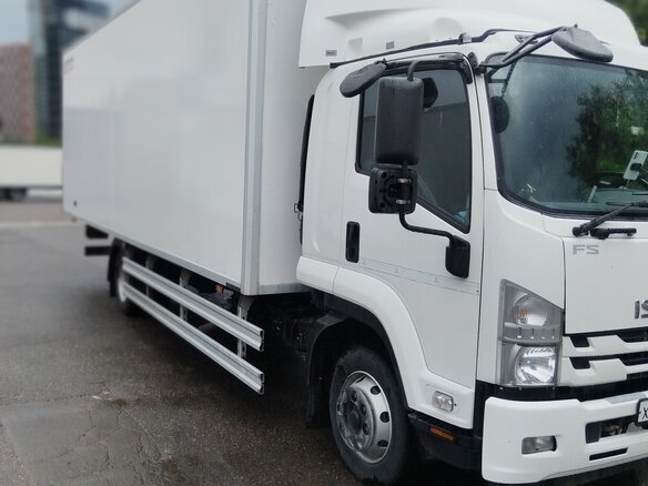 2024 Isuzu Forward (F-Series), белый, 7300000 рублей - вид 4