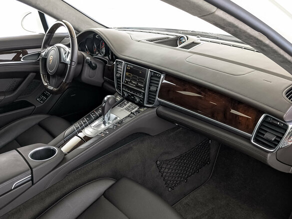 2011 Porsche Panamera 4S I, белый, 5200000 рублей - вид 12