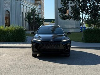 2024 Toyota Crown Signia XVI (S230), чёрный, 6499999 рублей, вид 3