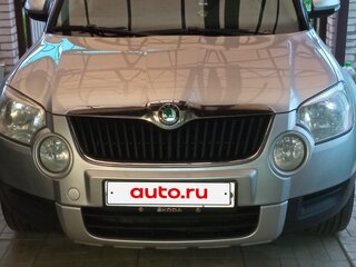 2012 Skoda Yeti I, серебристый, 950000 рублей, вид 2