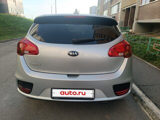 2017 Kia Ceed II Рестайлинг, серебристый, 1250000 рублей, вид 3