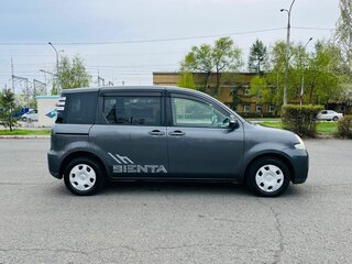 2010 Toyota Sienta I Рестайлинг 1, серый, 719000 рублей, вид 5