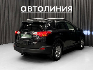 2014 Toyota RAV4 IV (XA40), чёрный, 1515000 рублей, вид 3