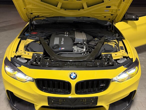 2018 BMW M4 Competition Package F82/F83 Рестайлинг, жёлтый, 4350000 рублей - вид 3