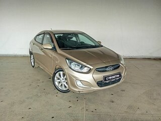 2012 Hyundai Solaris I, бежевый, 620000 рублей, вид 3