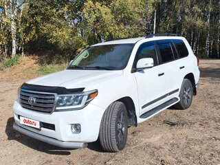 2012 Toyota Land Cruiser 200 Series Рестайлинг 1, белый, 3950000 рублей, вид 1