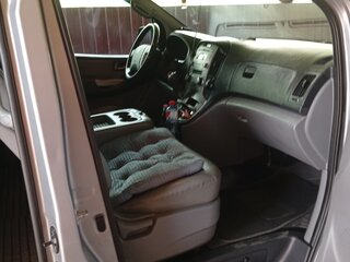 2014 Hyundai Grand Starex I, серый, 2100000 рублей, вид 2