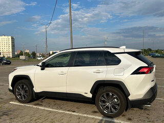 2025 Toyota RAV4 V (XA50), белый, 4800000 рублей, вид 5