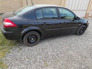 2007 Renault Megane II Рестайлинг, чёрный, 580000 рублей, вид 3