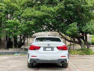 2022 BMW 1 серии 120i III (F52) Рестайлинг, белый, 1720000 рублей, вид 5
