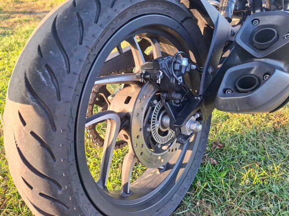 2024 Bajaj Dominar 400, чёрный, 370000 рублей - вид 5