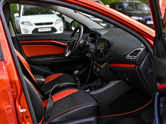 2019 Lada (ВАЗ) Vesta SW I, оранжевый - вид 12