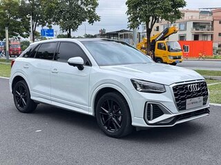 2022 Audi Q2 L 35 TFSI I Рестайлинг, белый, 1690000 рублей, вид 3