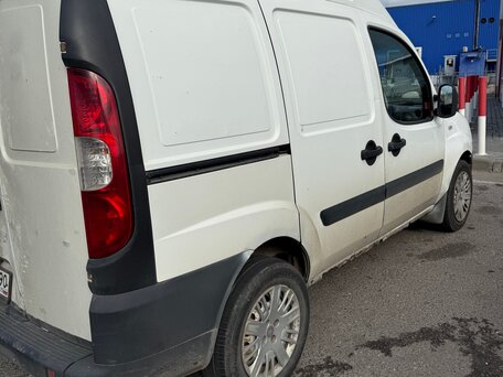 2008 Fiat Doblo I Рестайлинг, белый, 280000 рублей, вид 3