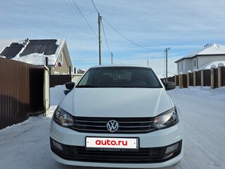 2018 Volkswagen Polo V Рестайлинг, белый, 850000 рублей, вид 2