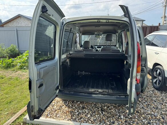 2004 Renault Kangoo I Рестайлинг, серебристый, 320000 рублей - вид 12
