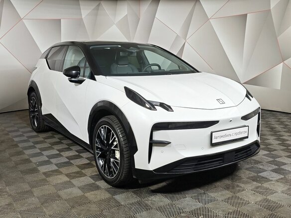 2023 Zeekr X I, белый, 3835150 рублей - вид 2