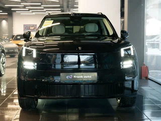 2025 Lynk & Co 900, чёрный, 7900000 рублей, вид 2