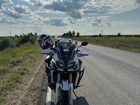 2017 Honda CRF 1000L Africa Twin, синий, 1100000 рублей, вид 2