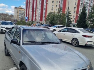 2008 Daewoo Nexia I Рестайлинг, серебристый, 180000 рублей, вид 1