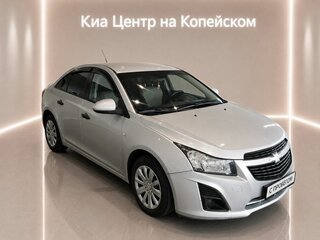 2013 Chevrolet Cruze I Рестайлинг, серебристый, 599000 рублей, вид 2
