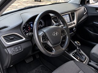 2018 Hyundai Solaris II, белый, 1750000 рублей, вид 5