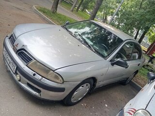 2001 Mitsubishi Carisma I Рестайлинг, серый, 165000 рублей, вид 2