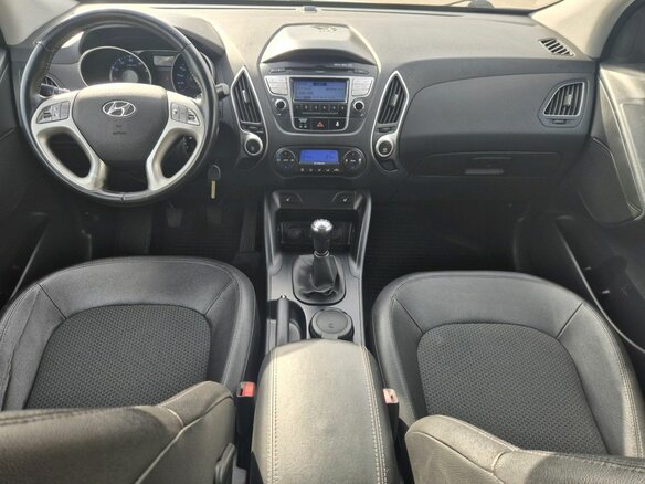 2013 Hyundai ix35 I, серебристый, 1045000 рублей - вид 15
