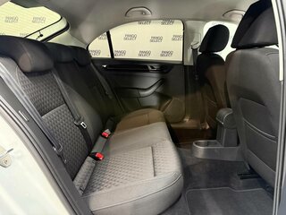 2017 Skoda Rapid I Рестайлинг, белый, 1065000 рублей, вид 4