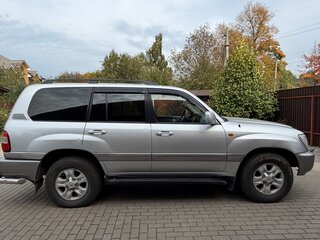 2007 Toyota Land Cruiser 100 Series Рестайлинг 2, серебристый, 3250000 рублей, вид 4