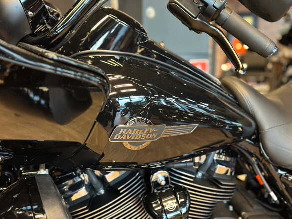 2024 Harley-Davidson Road Glide Limited, чёрный, 3990000 рублей - вид 1