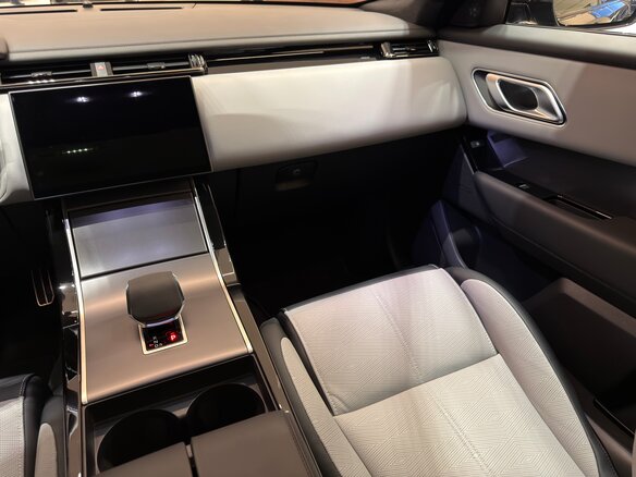 2023 Land Rover Range Rover Velar I Рестайлинг, чёрный - вид 33