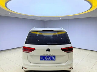 2022 Volkswagen Touran L II, белый, 1673069 рублей, вид 5