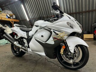2013 Suzuki GSX 1300 R Hayabusa, белый, 1490000 рублей, вид 1