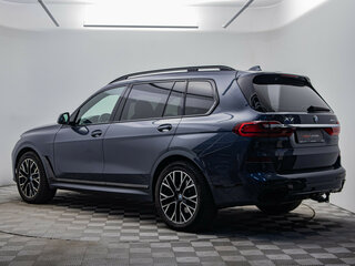 2020 BMW X7 30d I (G07), серый, 6068700 рублей, вид 4