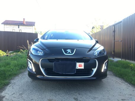 2012 Peugeot 308 I Рестайлинг, коричневый, 787789 рублей, вид 3