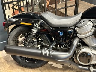 2023 Harley-Davidson Nightster, чёрный, 1800000 рублей, вид 3