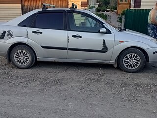 2002 Ford Focus I Рестайлинг, серебристый, 400000 рублей, вид 3
