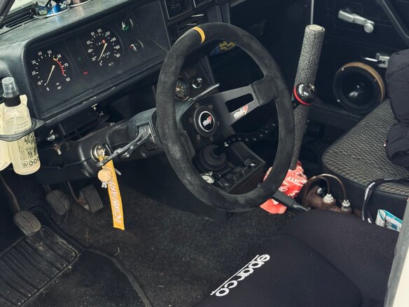 1999 Lada (ВАЗ) 2104 4-speed, белый, 530000 рублей - вид 5