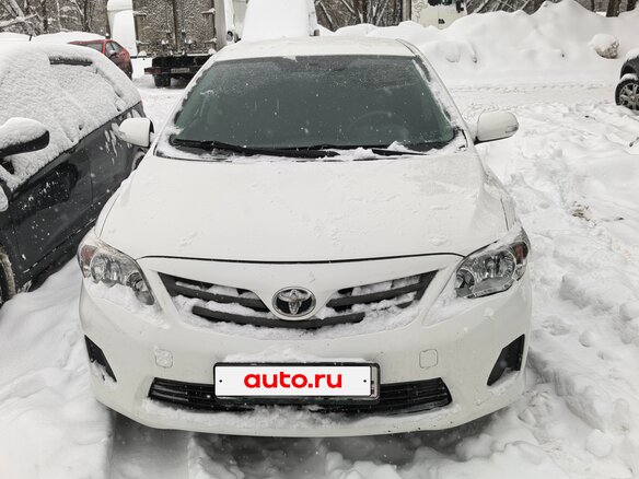 2012 Toyota Corolla X (E140, E150) Рестайлинг, белый, 910000 рублей - вид 1