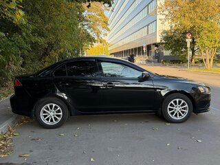 2014 Mitsubishi Lancer X Рестайлинг, чёрный, 750000 рублей, вид 3