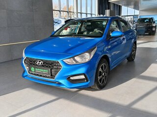 2017 Hyundai Solaris II, синий, 1120000 рублей, вид 3