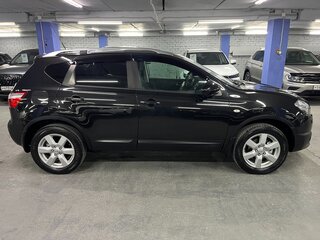 2011 Nissan Qashqai I Рестайлинг, чёрный, 895000 рублей, вид 4