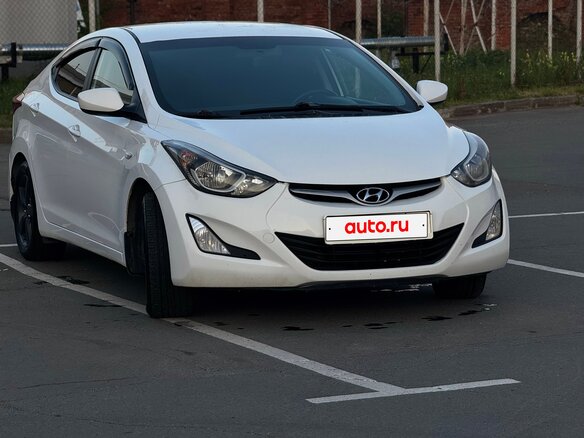 2015 Hyundai Elantra V (MD) Рестайлинг, белый, 870000 рублей - вид 3