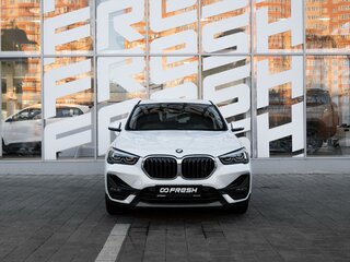 2020 BMW X1 18d xDrive II (F48) Рестайлинг, белый, 2835000 рублей, вид 3