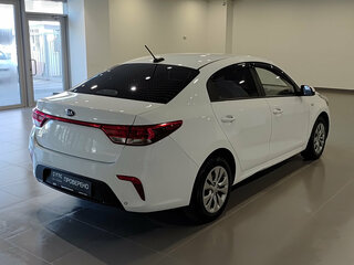 2020 Kia Rio IV, белый, 1230000 рублей, вид 5